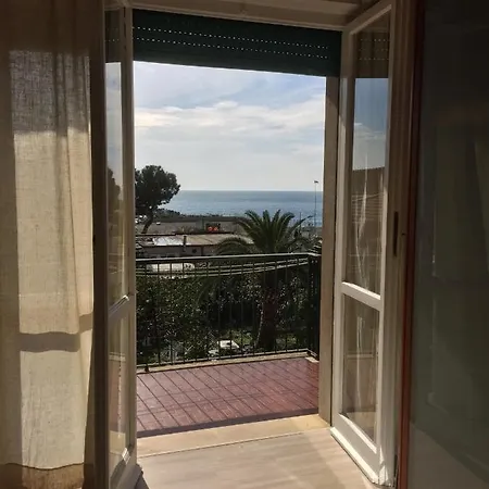 Balcone Sul Mare
