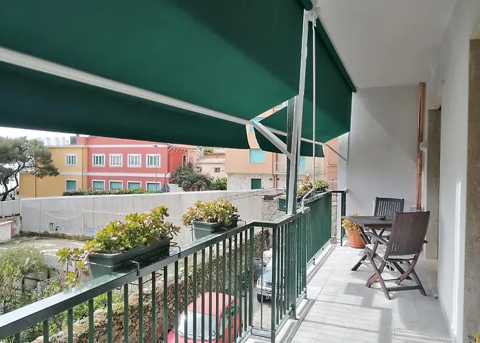 Апартаменты Balcone Sul Mare Монтероссо-аль-Маре