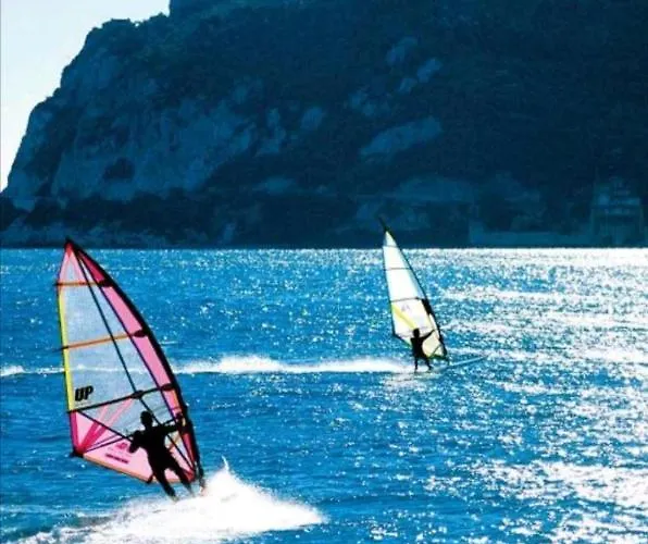 Balcone Sul Mare Apartmán *